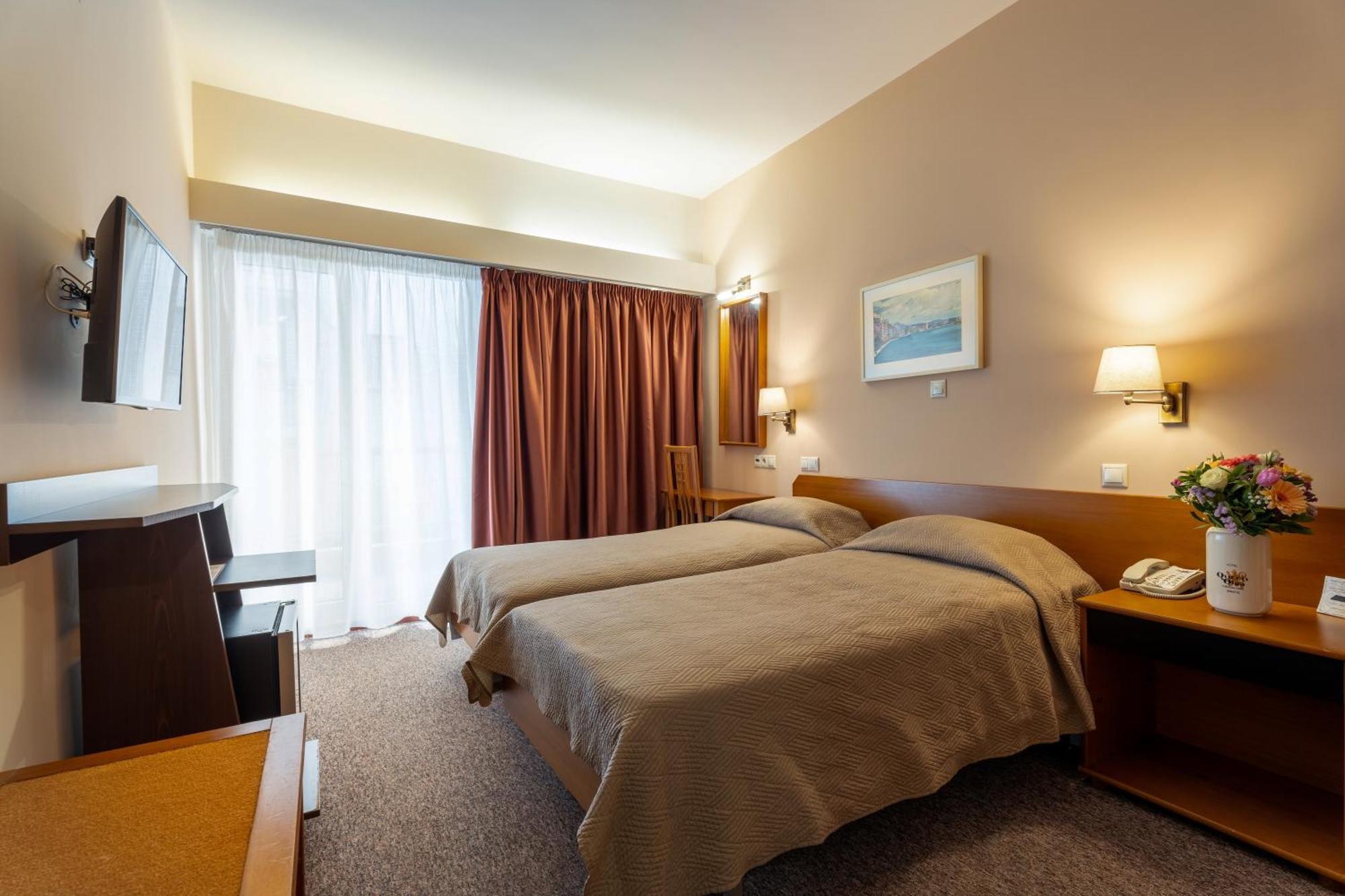 Queen Olga Hotel Tesalonika Bagian luar foto
