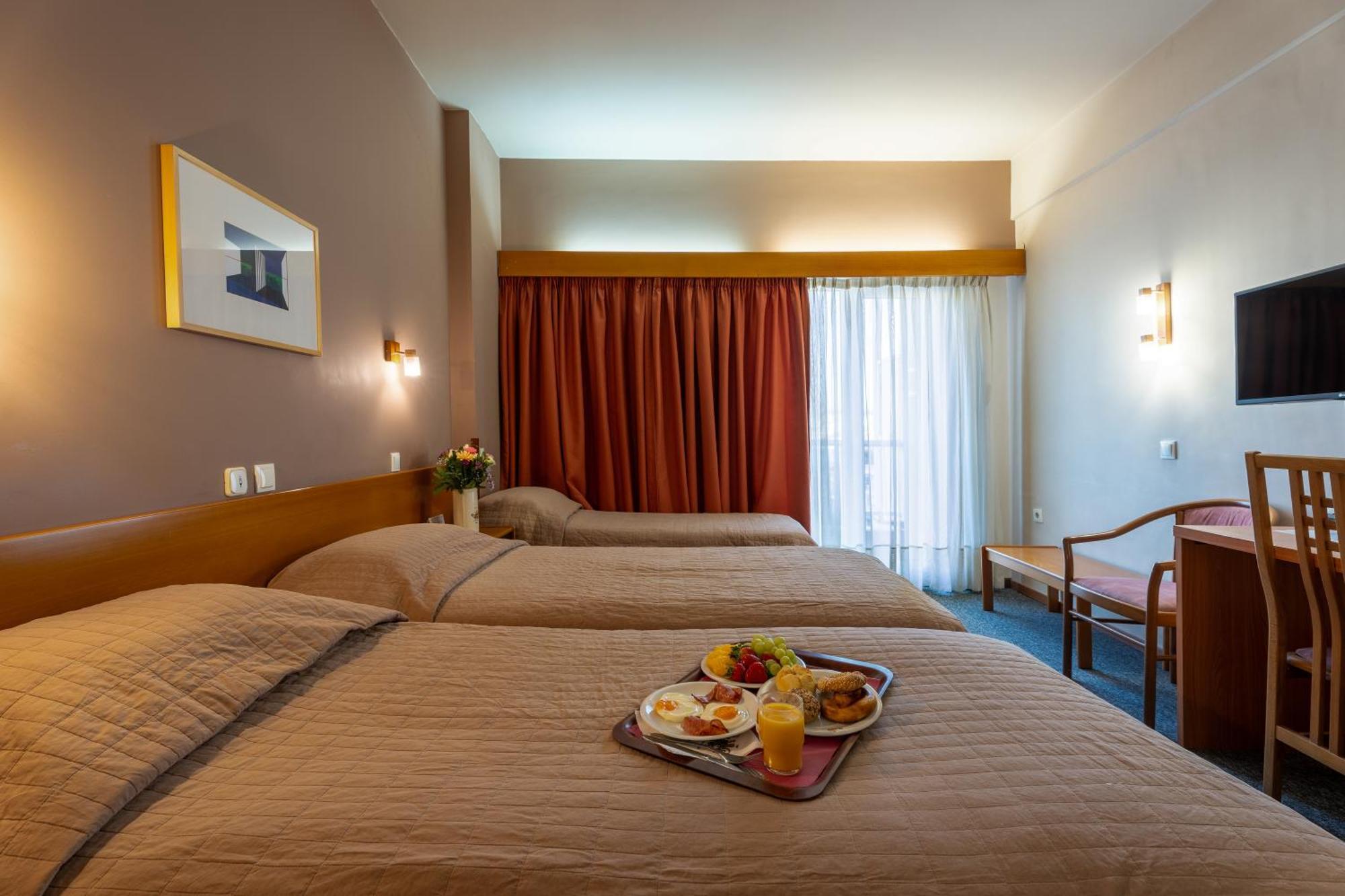 Queen Olga Hotel Tesalonika Bagian luar foto