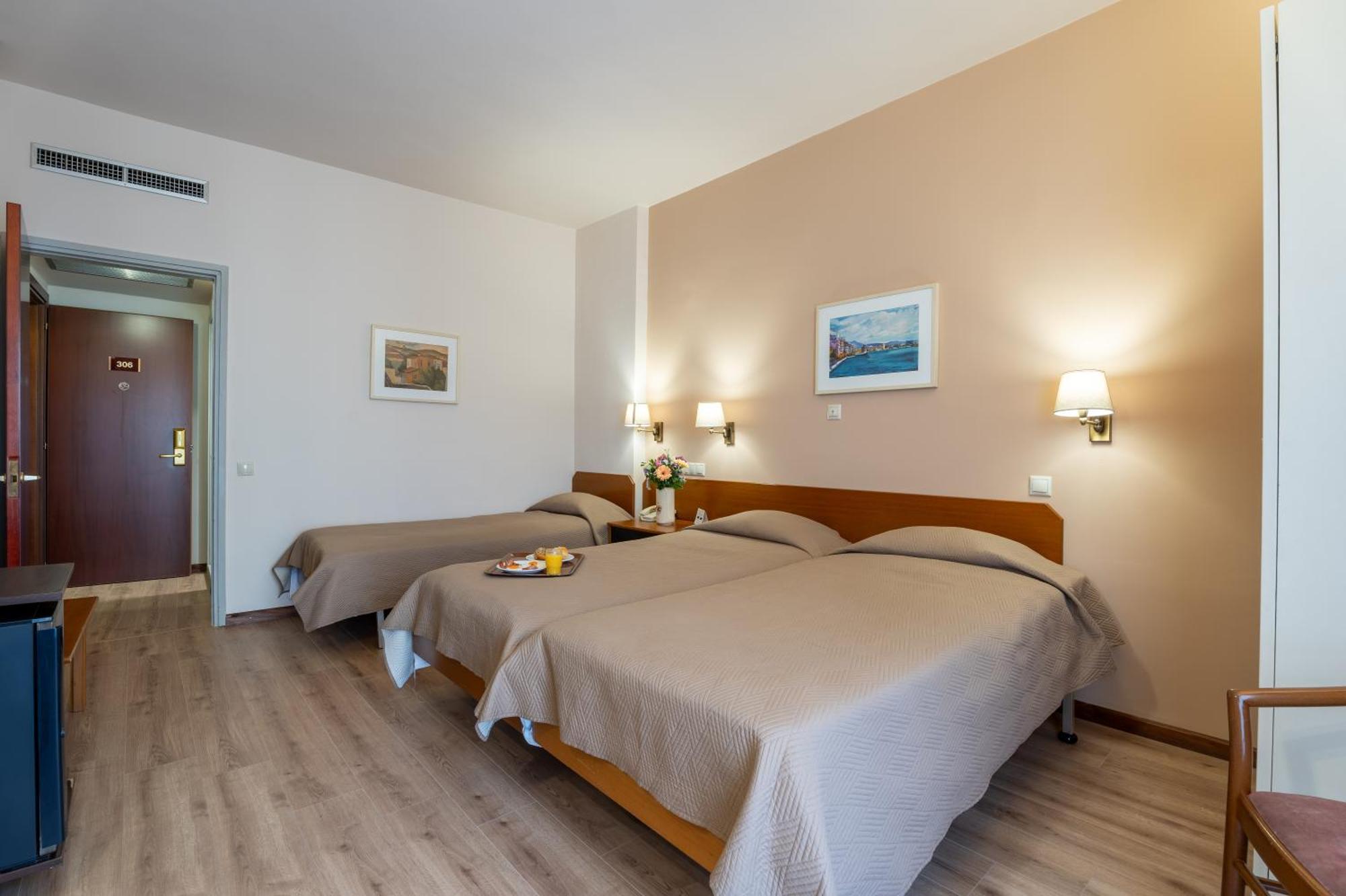 Queen Olga Hotel Tesalonika Bagian luar foto