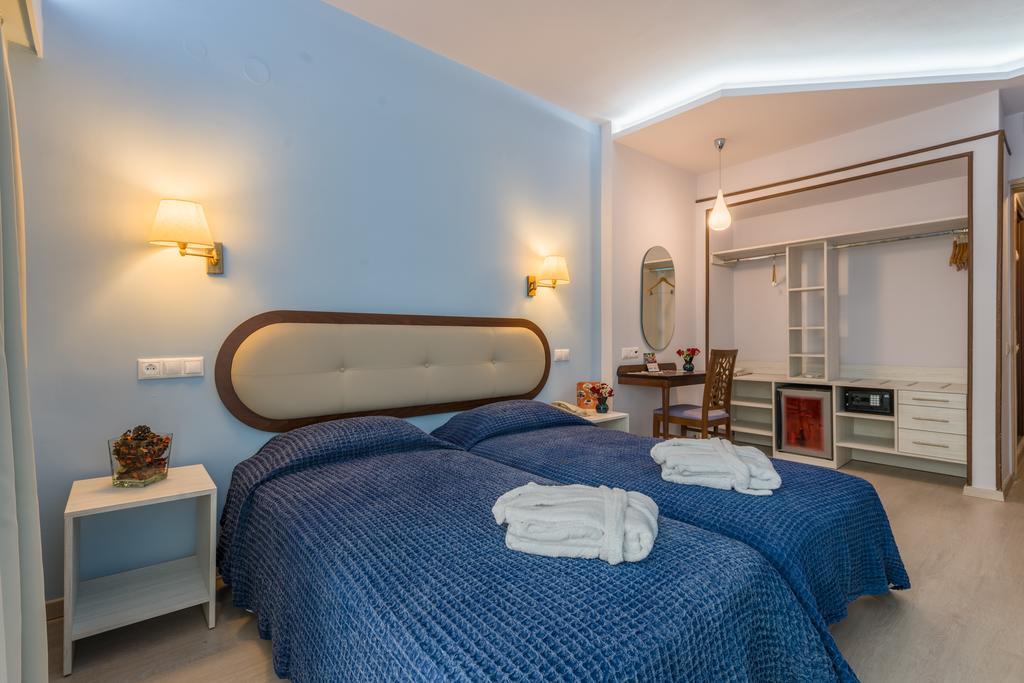 Queen Olga Hotel Tesalonika Bagian luar foto